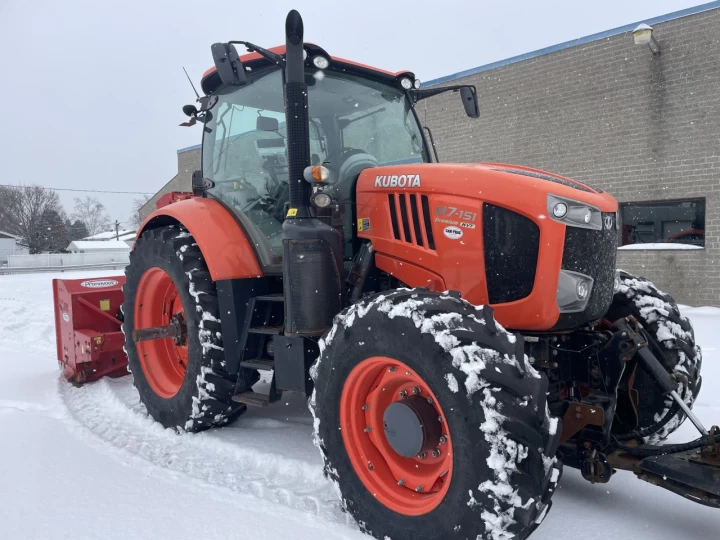 2017 KUBOTA M7-151 PREMIUM KVT 