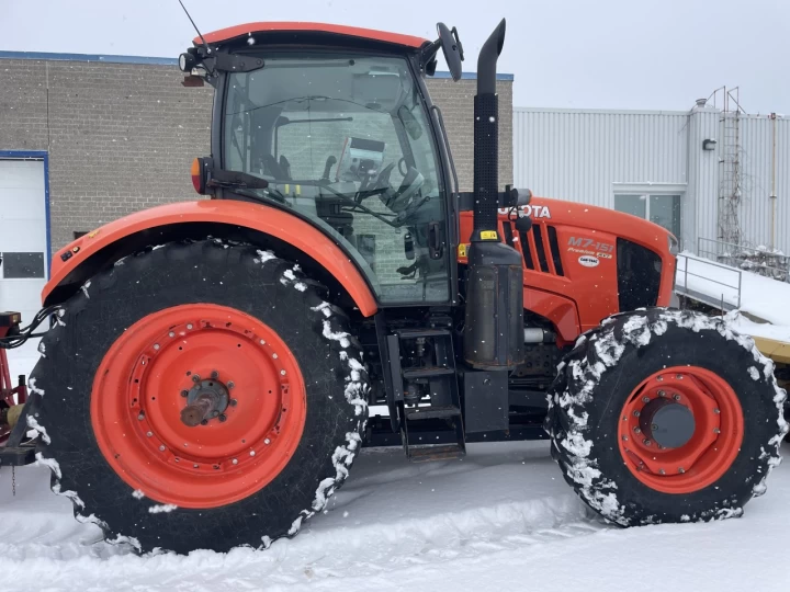 2017 KUBOTA M7-151 PREMIUM KVT 